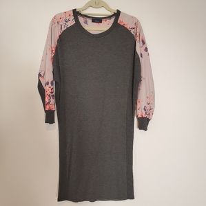 Bliss dolman slv grey dress floral accent sz small
